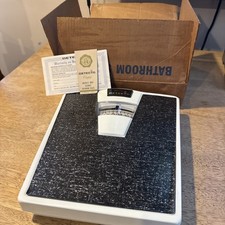 Vintage Detecto Bathroom Floor Scale With Ori...
