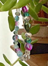 STACKABLE ENERGY BRACELET by Connie IRIDESCENT faceted CRYSTALS BLUE GLOW PURPLE