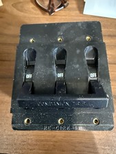 heinemann circuit breaker 3XAM1516HKMG3 3POLE 10AMP 250VAC