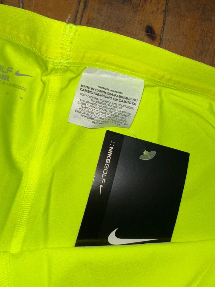 Pantalones Cortos de Golf Nike Para Mujer Medianos Verde Logo Dri-Fit Cintura Elástica Tour Rendimiento Foto 2 de 4