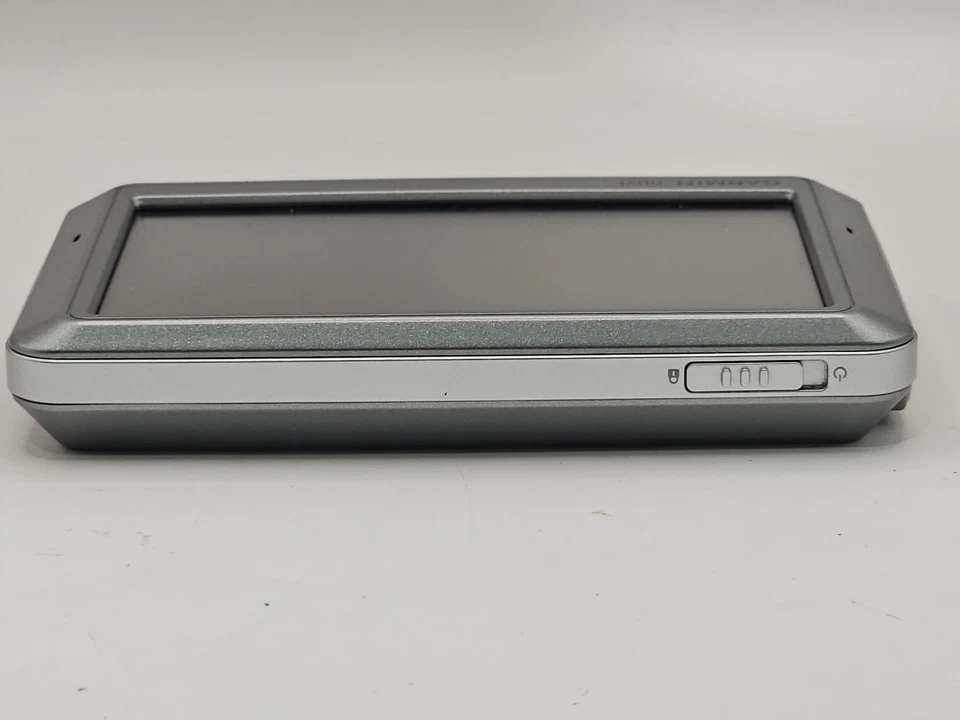 Garmin Nuvi 755T w Accessories: Mount Cables & Manual Powers On Pre-owned Bundle - Image 4 of 4