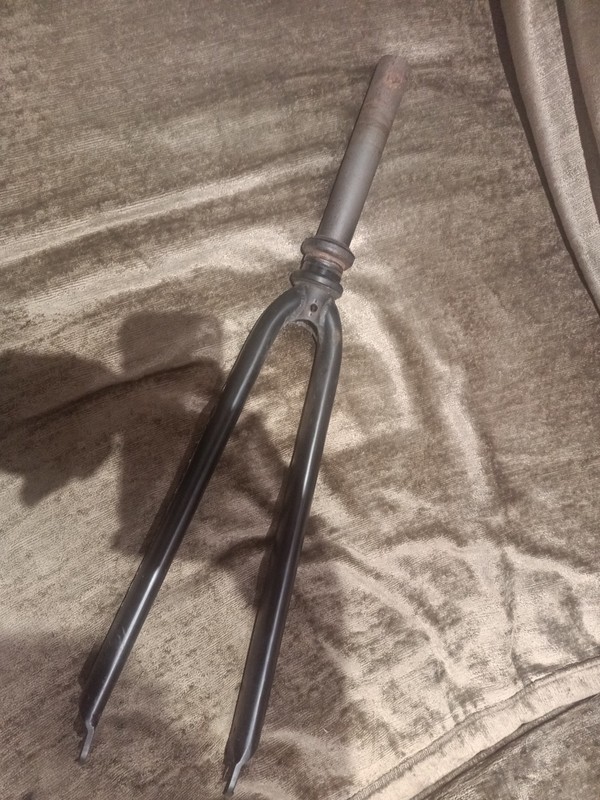 Steel Fork For 700c Wheels Rim Brake 1 1/8 Steerer 19.5cm