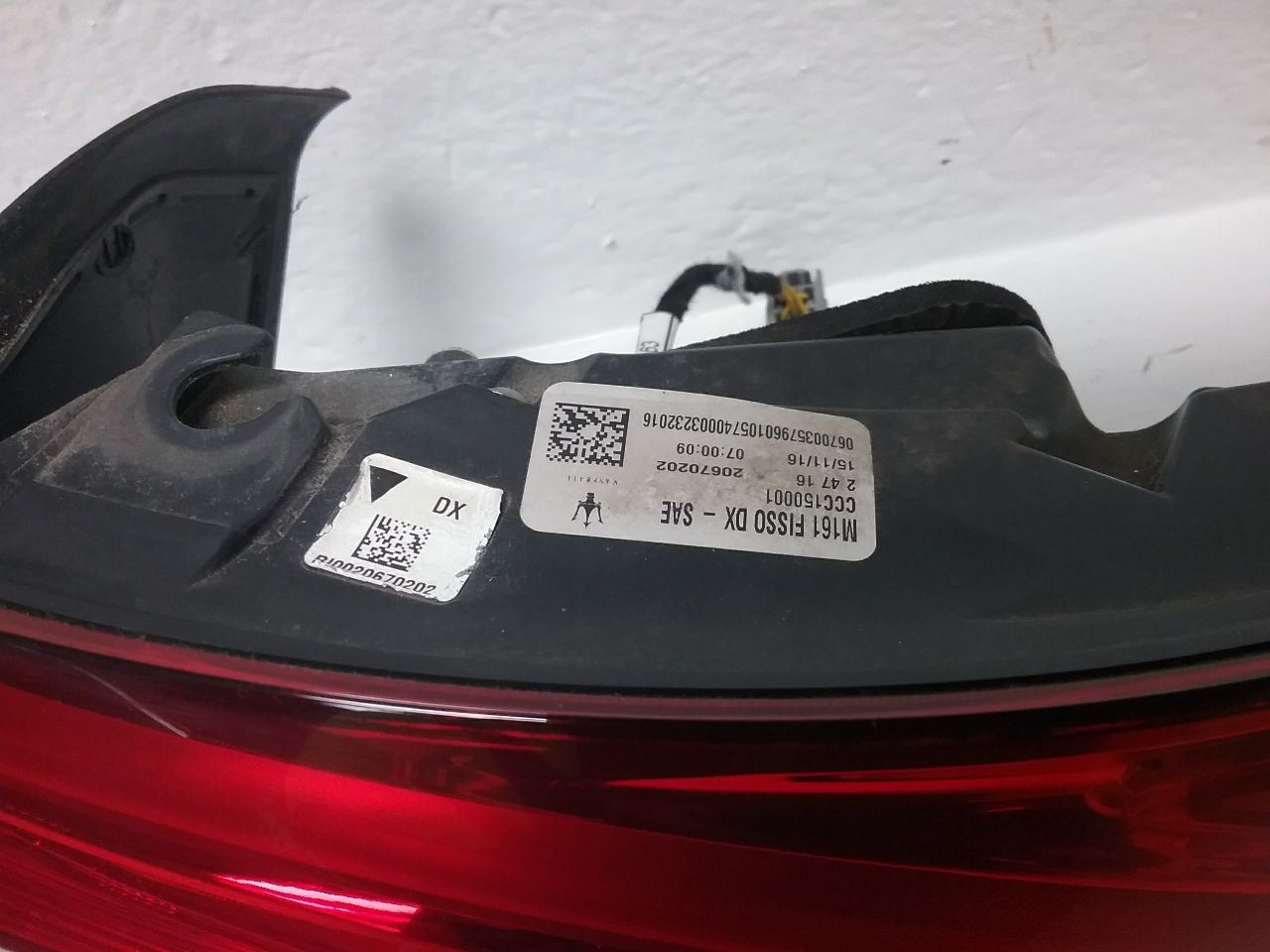 2017 Maserati Levante OEM Passenger Side Tail Light Fits 17-20