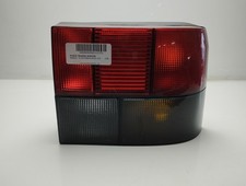 HECKLEUCHTE RECHTS / 162258 FÜR RENAULT 19 HATCHBACK B/C53 GTD