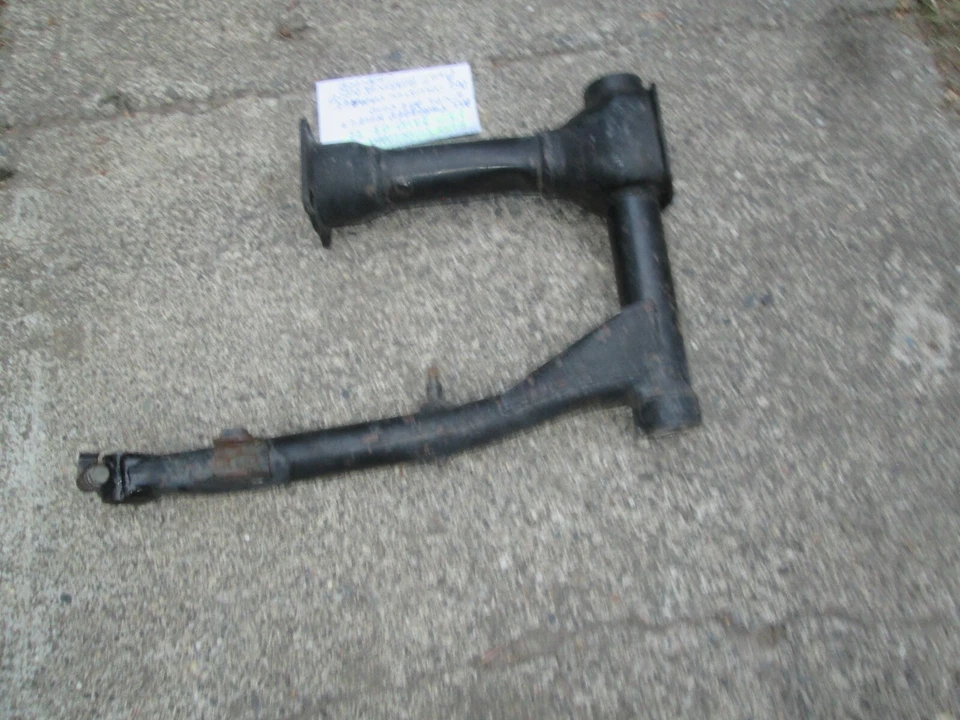 Yamaha 1977- 1979 XS750 1978 - 1979 XS750S SPECIAL REAR SWINGARM 1J7-22110-03-33 - Image 2 of 4