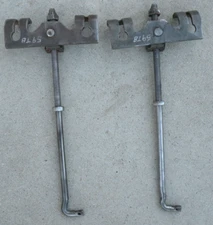 1 FORD THUNDERBIRD REAR PARKING BRAKE EQUALIZER BRACKET HARDWARE 1958-1960 OEM