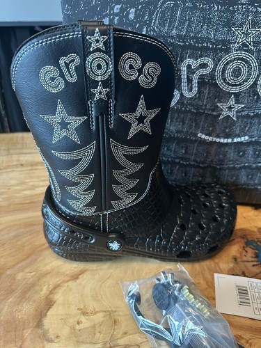 Crocs Classic Black Cowboy Boot Mens 5 /Women's 7 New Never Worn!! Tags Still On - Picture 5 of 7