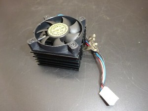 Yate Loon D50BM-12 DC12V 0.08A CPU Kühler + Lüfter 3Pin Sockel 7 #NT2129