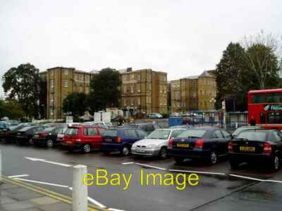 Foto 6x4 E Block, Bernhardinerflügel - Ealing Hospital, vom Parkplatz en c2008