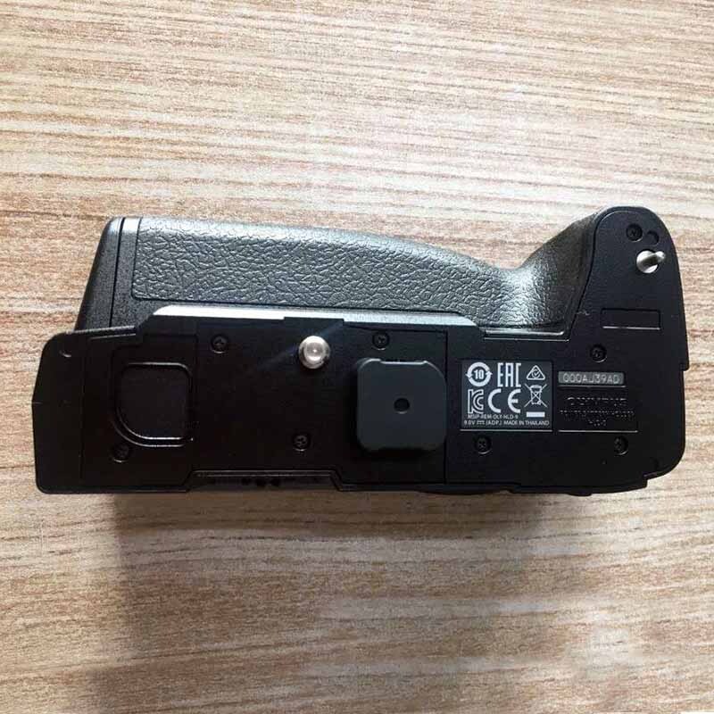 Olympus HLD-9 battery holder for Olympus EM1 mark II ; EM1 mark