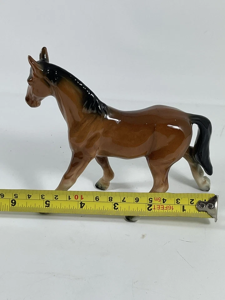1960’S JAPAN PORCELAIN HORSE - FILLY - Image 4 of 4