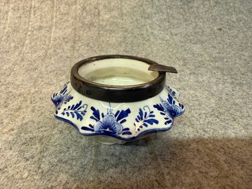 Vintage DELFT Holland Round Personal Ashtray Metal Ring - Picture 2 of 10