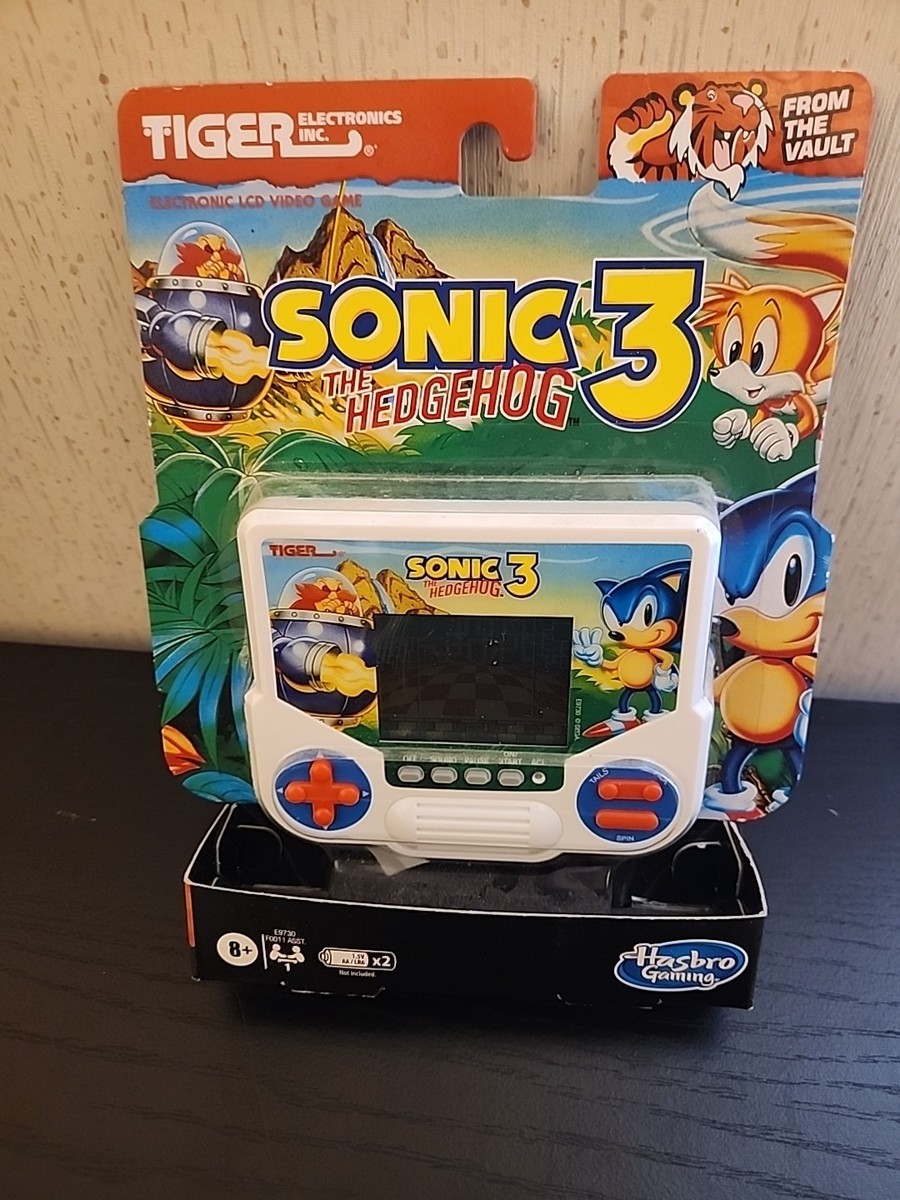 Hasbro Tiger Electronics Sonic the Hedgehog 3 Electronic LCD Video