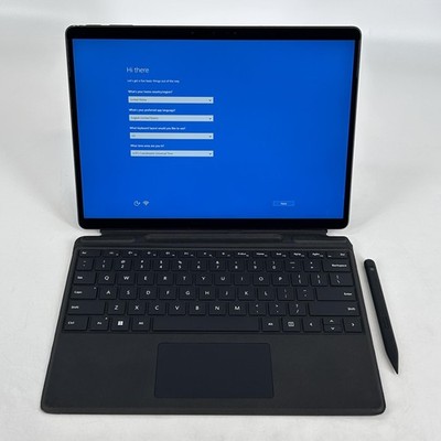 Microsoft Surface Pro 9 13 Black 2.6 GHz i7-1255U 16GB 256GB BUNDLE - Bad Port