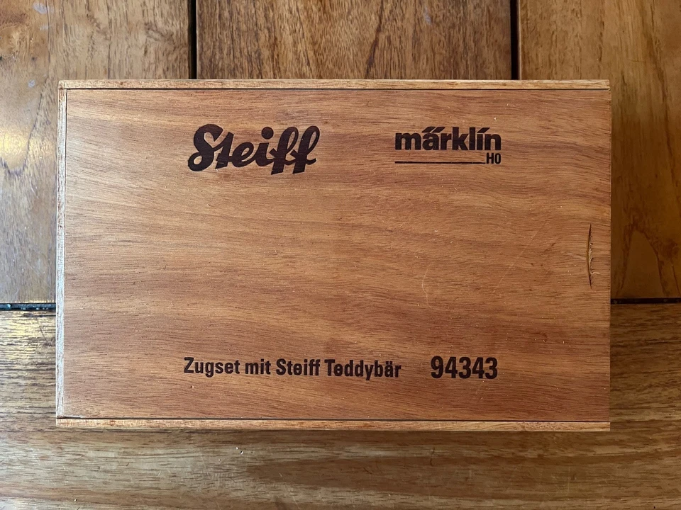 Steiff Bear/Marklin Train Limited Edition 1 of 1500 In Cedar Box. NIB COA- RARE! - Image 3 of 4