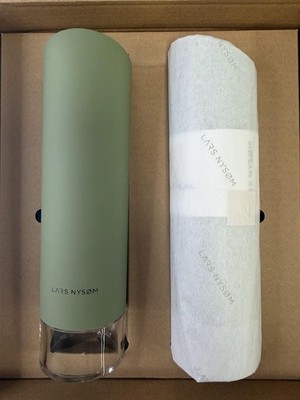 LARS NYSØM 2-Piece Electric Gravity Spice Mill Set in Sage Green