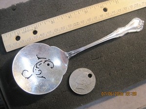 Reed and & Barton Sterling Silver Entrée Tomato Server
