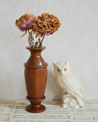 Handgedrechselte Holzvase: Rustikale Vintage Wohndeko (23x10 cm)