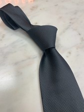 New TOM FORD Neck Tie in Dark Charcoal Gray 100 Silk Made in Italy NIB w/Tags