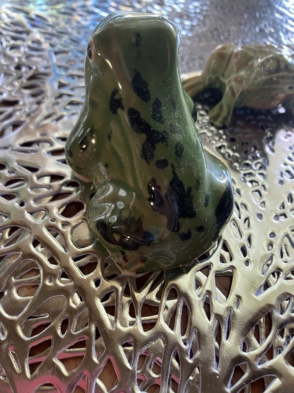 Vintage One And A Quarter Inch Small Ceramic Popeyed Frog Great Glaze 1970S
