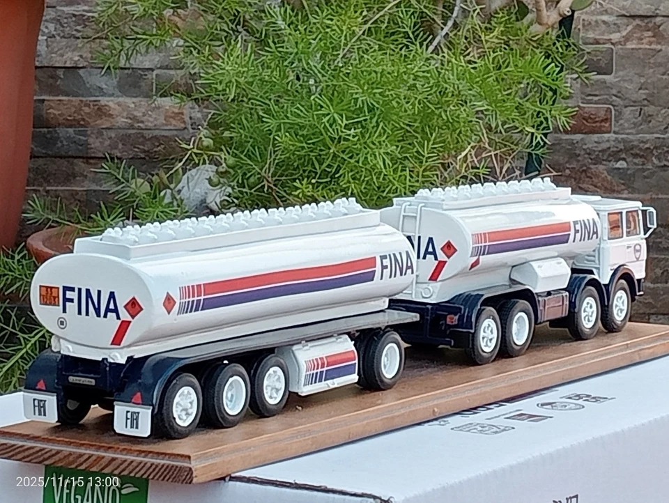 Camion/Truck Fiat 691n autotreno FINA De Agostini n0 GILA Ixo Altaya 1/43 - Immagine 3 di 4