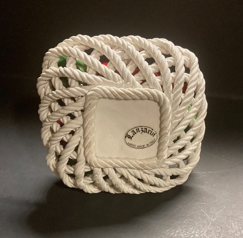 Vintage Italy White Woven Basket of Cherries Hand Painted Ceramic By Lanzarin - Picture 10 of 11