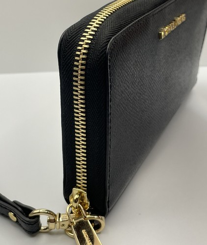 Michael Kors Textured Leather Jet Set Wallet Classic Black With Golden Hardware - Picture 9 of 15