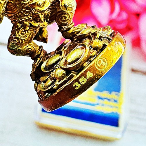 Sihuhata 4era 5eye Gambling Casino Money Win Kamfan Be2566 Thai Amulet #18435 - Picture 6 of 9