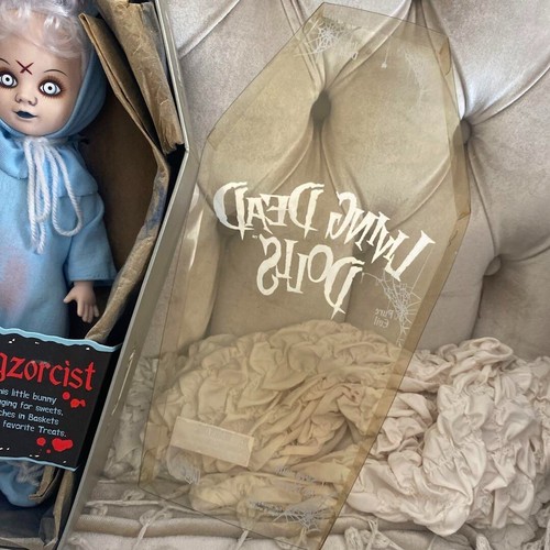 Mezco Living Dead Dolls POSEY Blue Exorcist Died & Doom Wedding Limited Set RARE - Picture 16 of 17