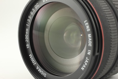 Exc+++++】Sigma Zoom 18-200mm f/3.5-6.3 DC Lens w/hood for Nikon