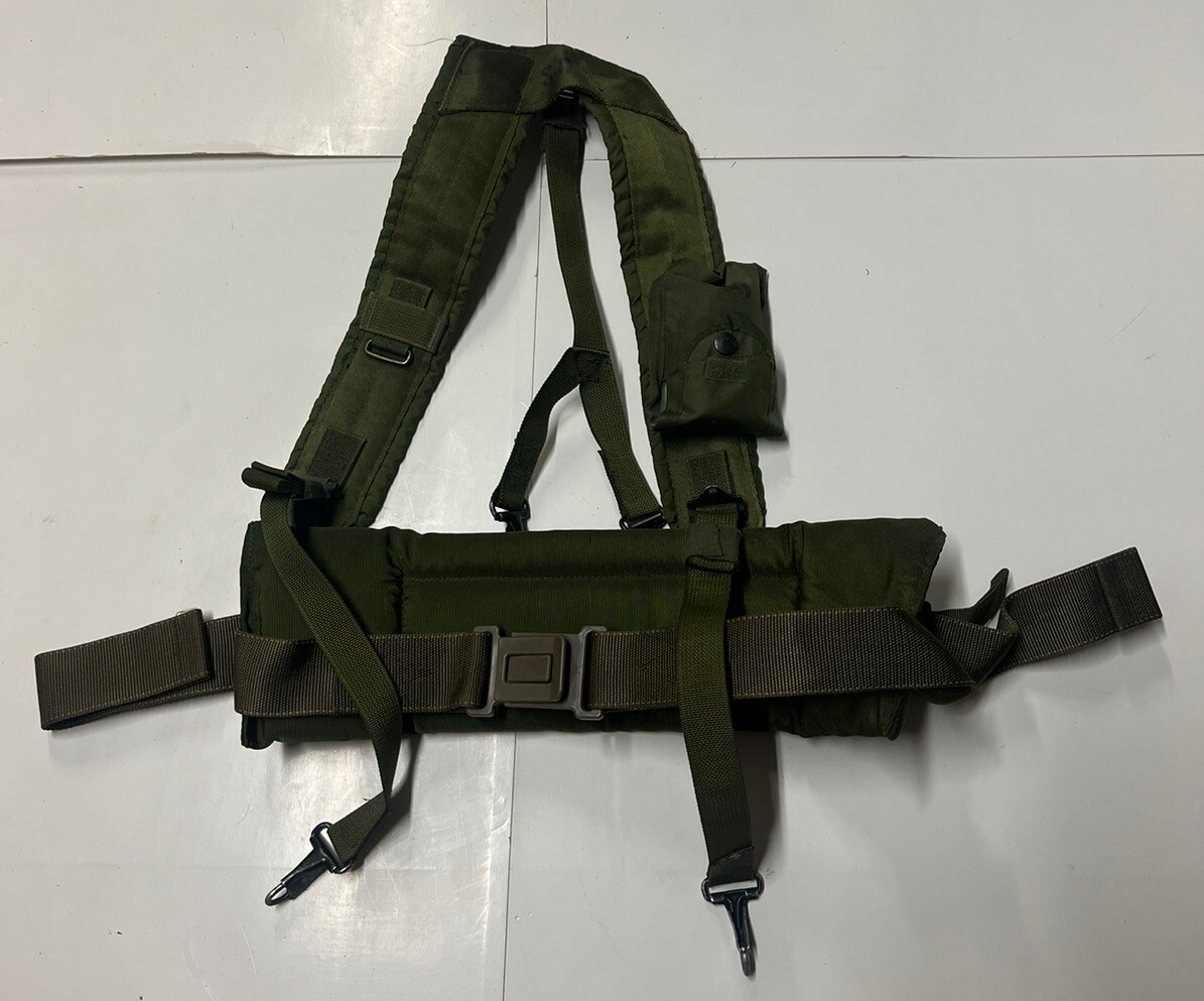 US Military USGI Alice Field Gear Web Belt Aid Pouch Back