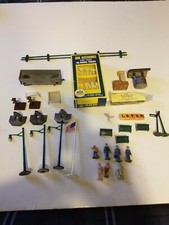 VINTAGE MODEL TRAIN ACCESSORY LOT MANY ITEMS SOME HO SOME OTHER HOPPER SIGNS
