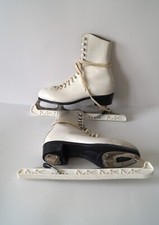 Vintage Skates Women's Fagan Skating Footwear England Size 6.5 UK THINY LEGS