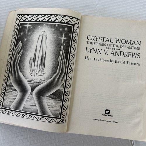 Lynn V. Andrews Book Lot 3 STAR WOMAN, CRYSTAL WOMAN, WILDHORSE WOMAN Paperbacks - Picture 21 of 24