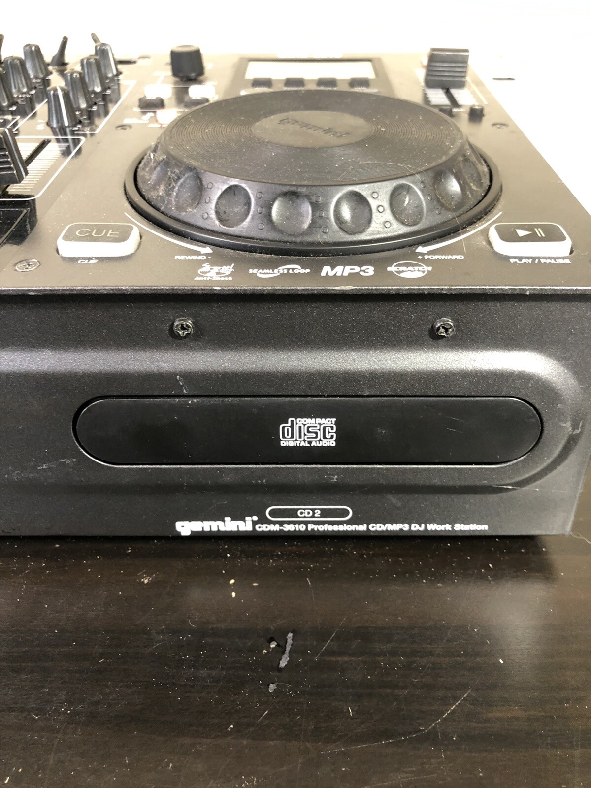 Gemini CDM3610 CD/MP3/USB DJ Media Player (CD TRAY 2 makes noises and