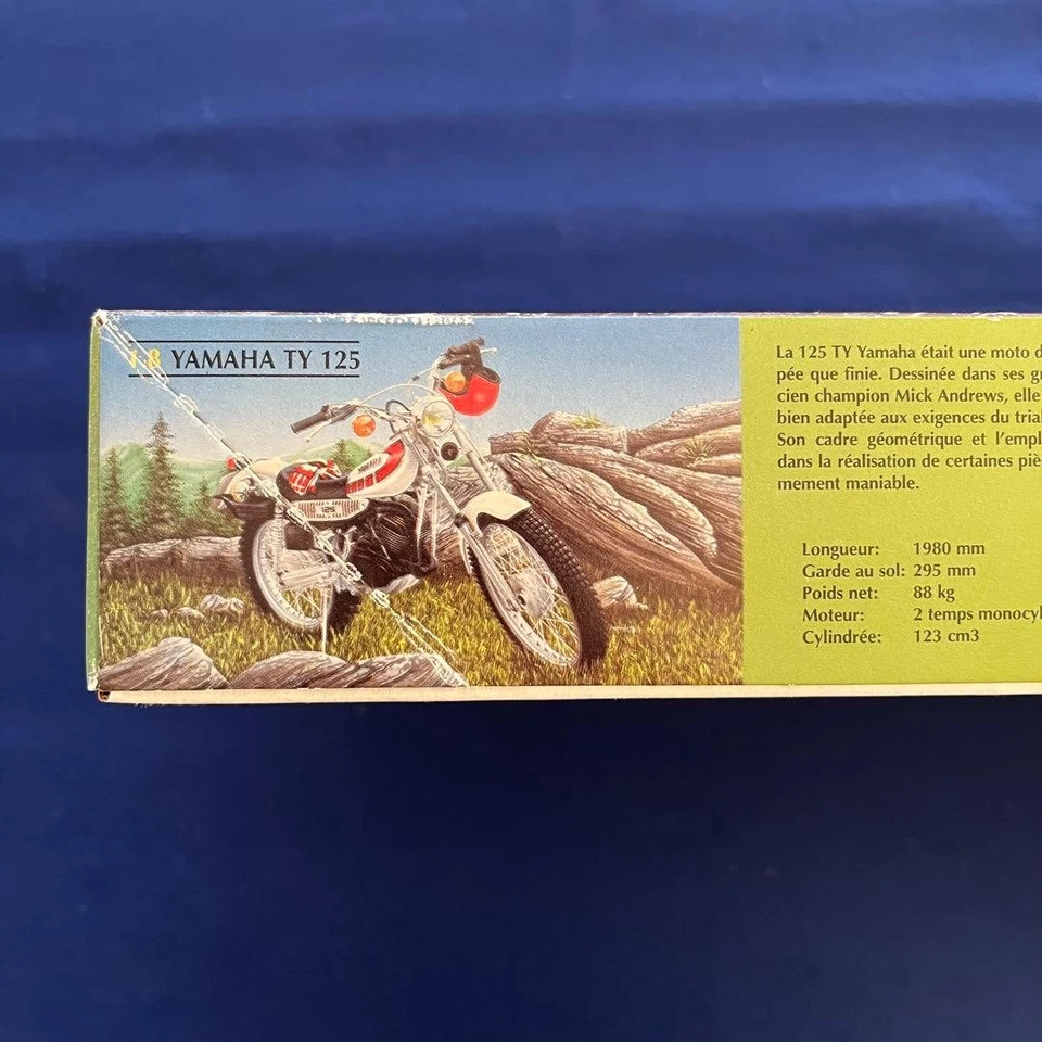 Yamaha TY 125 1/8 Scale Model Kit Motorcycle Replica Not specified - Image 2 of 4