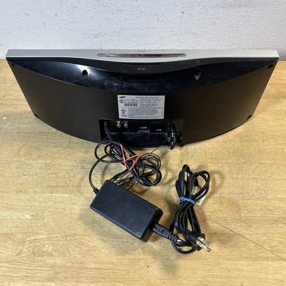 Samsung MM-D470D Micro Sistema DVD CD FM Reproductor iPod Dock ENCENDIDO SIN PROBAR LEER Foto 4 de 4