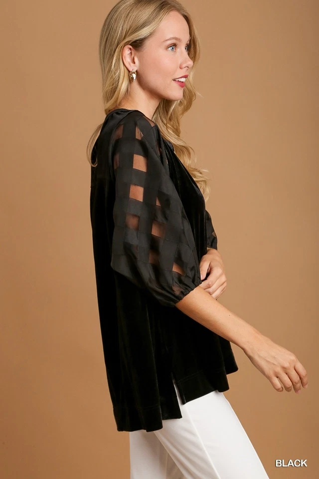 Blusa Umgee negra de terciopelo talla pequeña transparente manga 3/4 nueva con etiquetas ¡Ideal para vacaciones! Foto 2 de 3