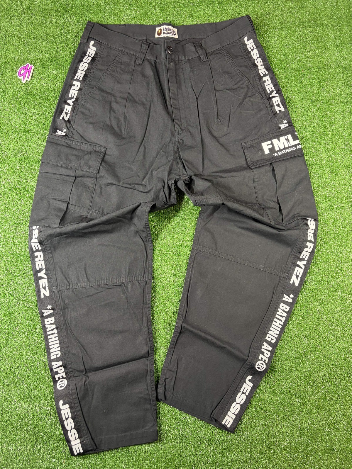 Bape X Jessie Reyez schwarze Cargohose mit 6 Taschen Größe Large