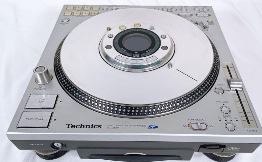 DJ機材 Technics SL-DZ1200 CDj Technics SL-DZ1200 Silver w/Box Digital Direct Drive DJ