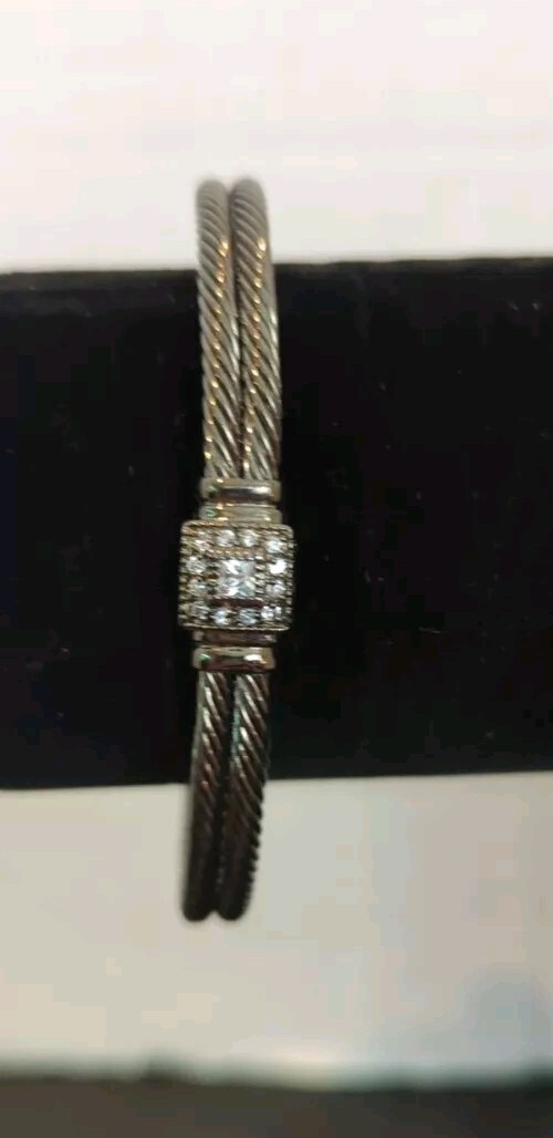 Picture 1 of 5