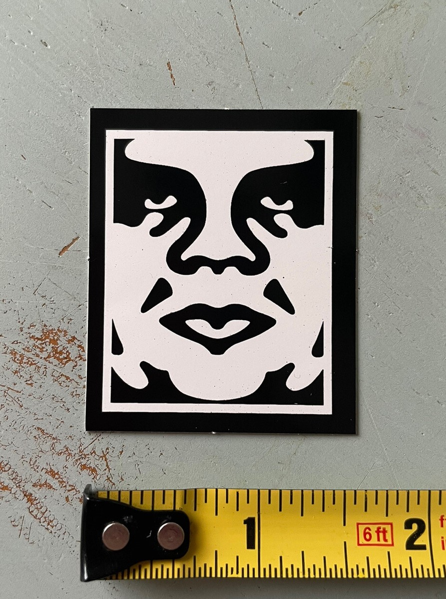 非売品 Obey / Giant ステッカー シルバー Shepard 非売品 Obey / Giant ステッカー シルバー Shepard