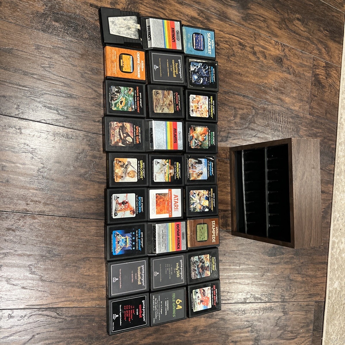 ATARI2800本体ソフトセットジャンク Vintage Lot Of 27 Authentic Original Atari 2600 Games With Display