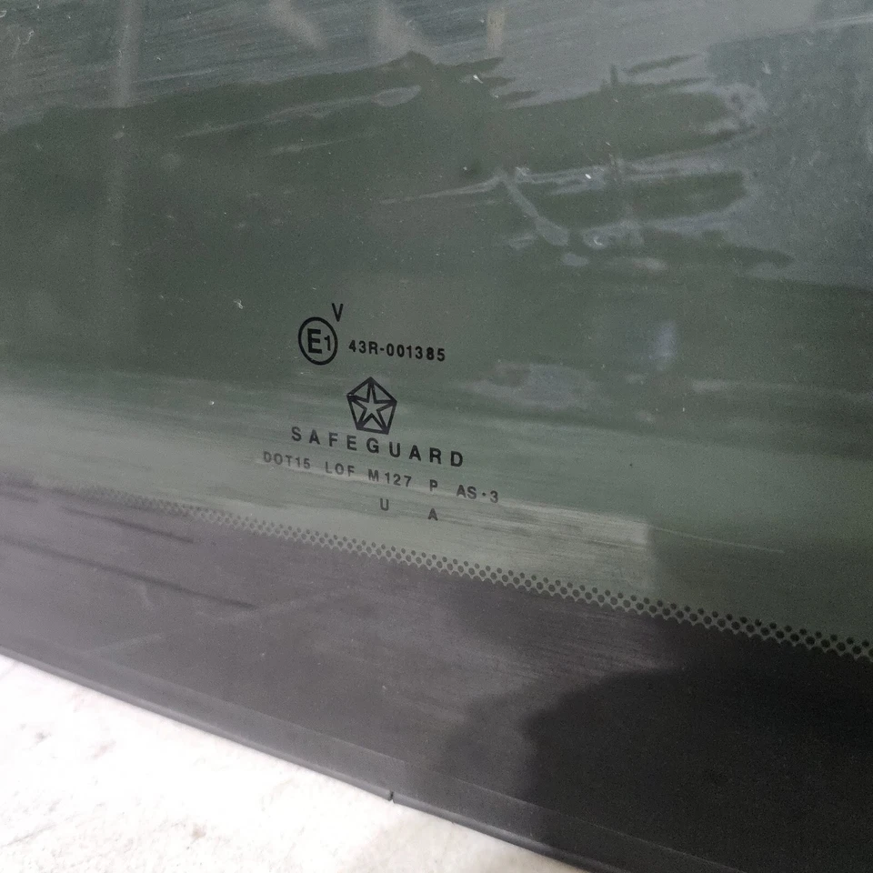 1999-2004 Jeep Grand Cherokee Sunroof Moonroof Glass OEM 43R-001385 99-04 — 第 4/4 张图片