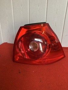 (7) VW Golf V 5 rechte Rücklicht Rückleuchte Heckleuchte rechts 3/5Türer