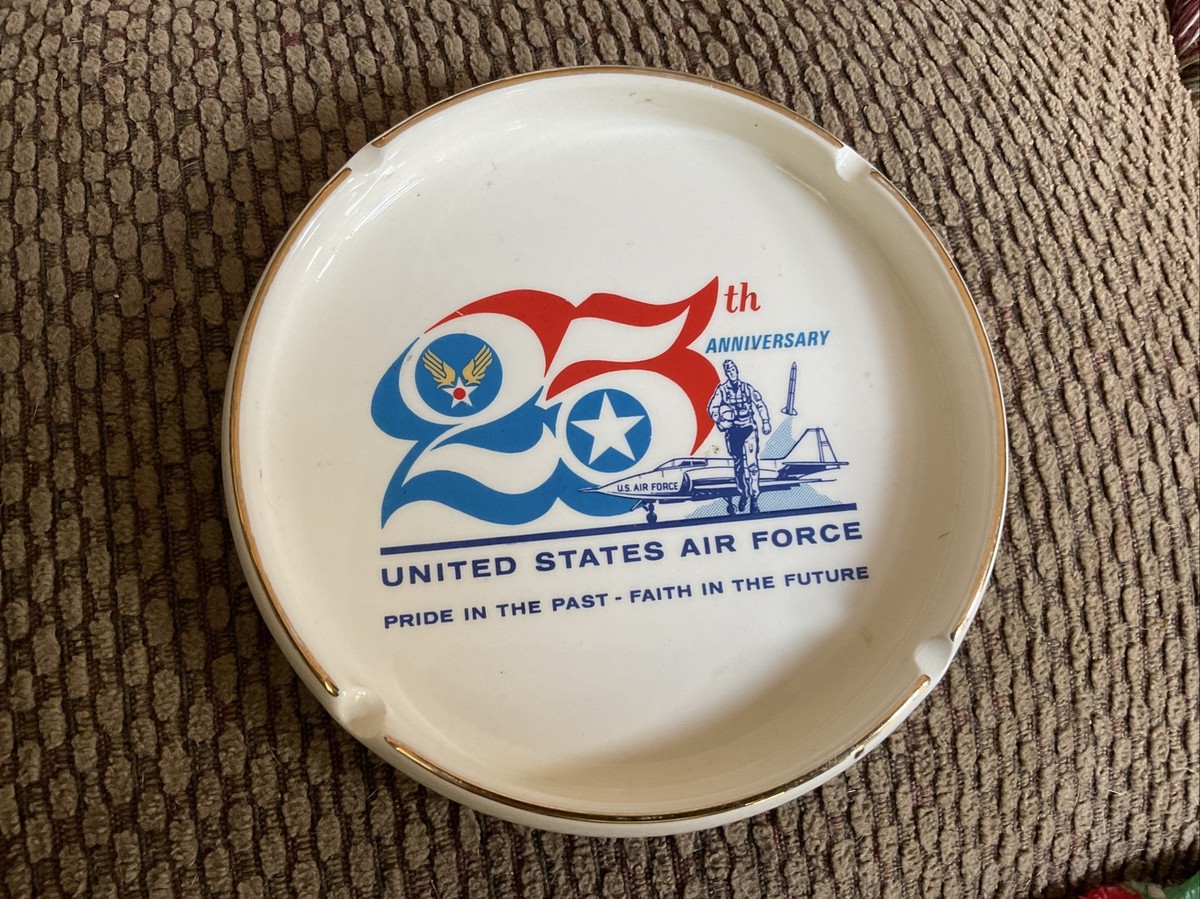 コレクション 1958's USAirForceAcademy zippo& ashtray Unites States Air Force 25th Anniversary Ash Tray ~ US Air Force