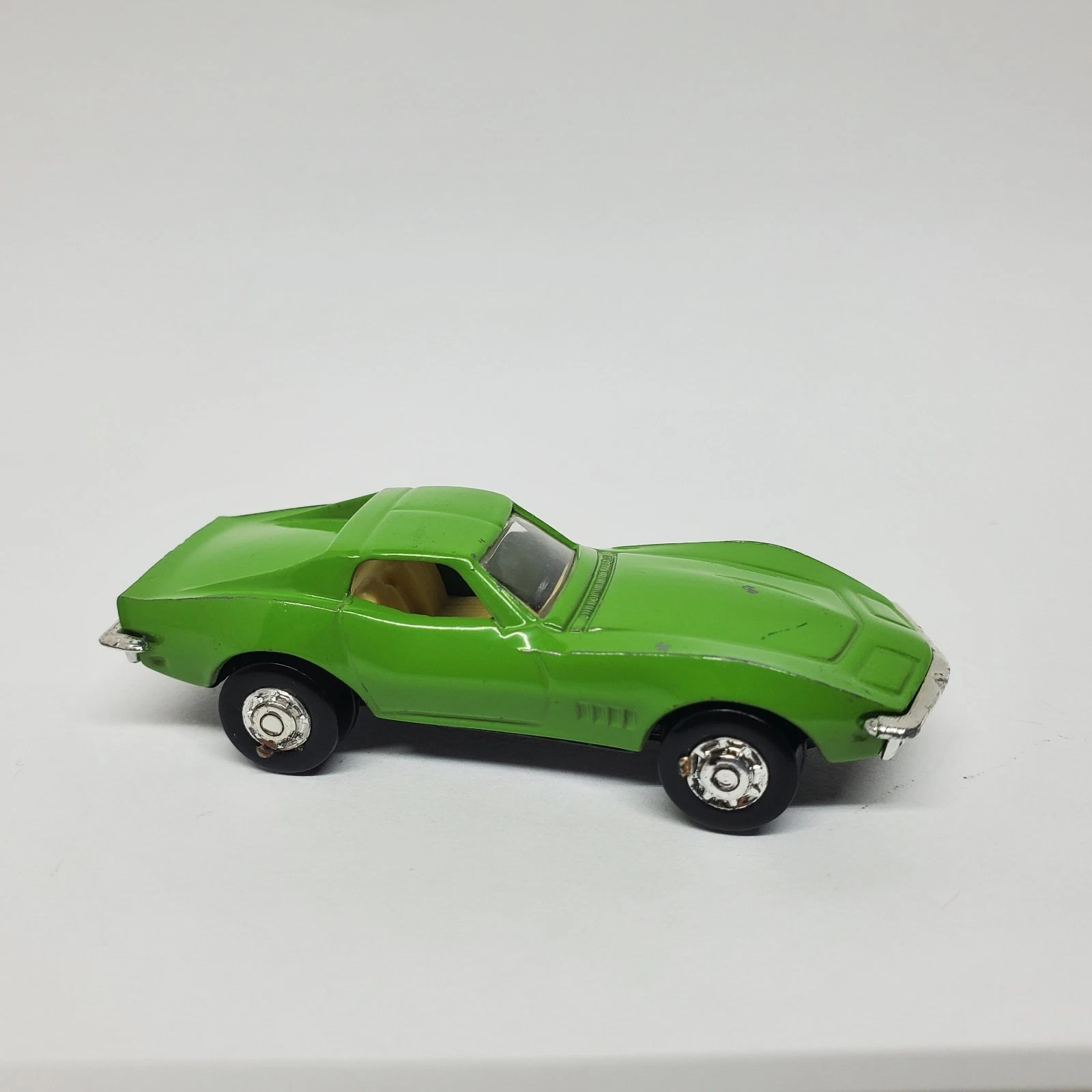 Playart Chevrolet Corvette Green Early Wheels. Nice Car!
Opens in a new window or tab