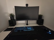 ASUS ROG Strix XG27WCS Monitor da gioco USB Type-C 27 pollici 2560 x 1440 180 Hz