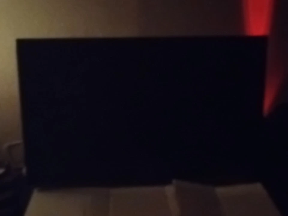 samsung 32 inch tv, used and in good condition, remote control included - Image 2 of 3