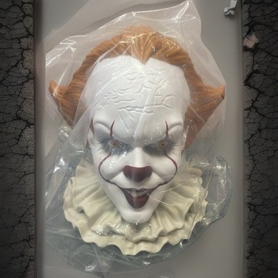 IT Chapter Two Pennywise Popcorn Bucket Head Movie Promo Clown Halloween Horror